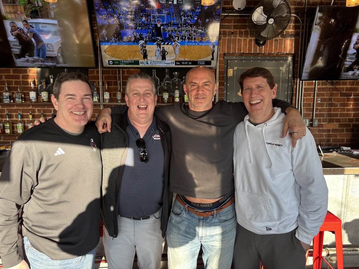 Chris Farrow tweet media