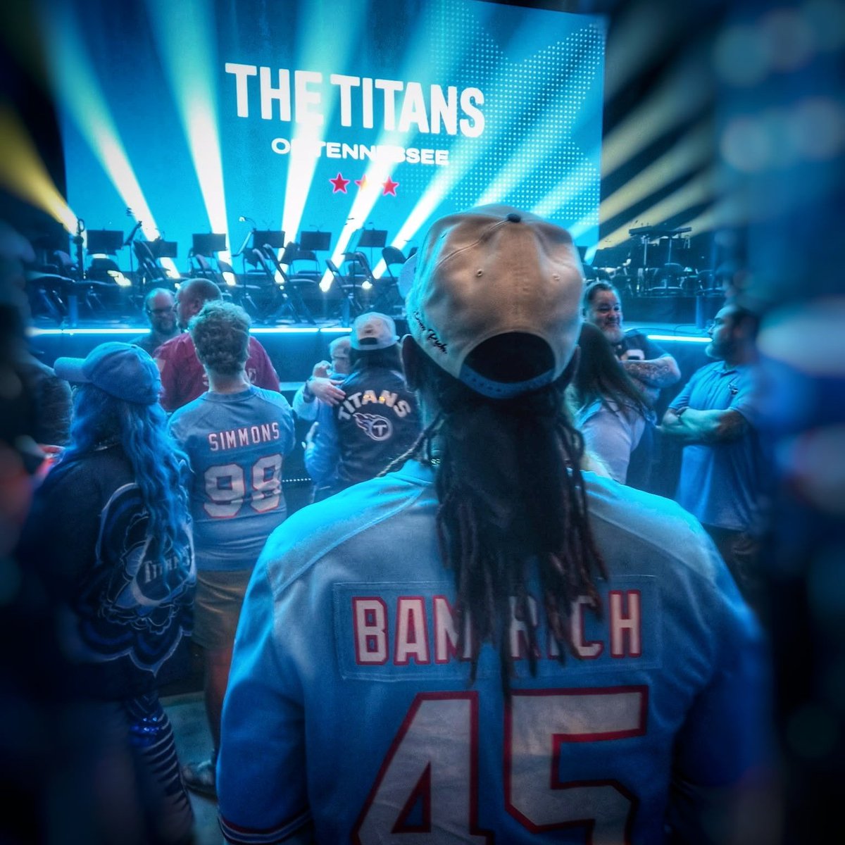 Bam Rich(The People's Fan ⚔️💪🏾) tweet media