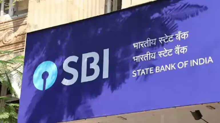 CNBCTV18Live's tweet image. #JustIn | #SBI Gets ₹6,338 Cr Demand Notice From Income Tax Department For AY2023-24

Sees No Impact On Operations Or Other Activities Of The Bank Due To The Order