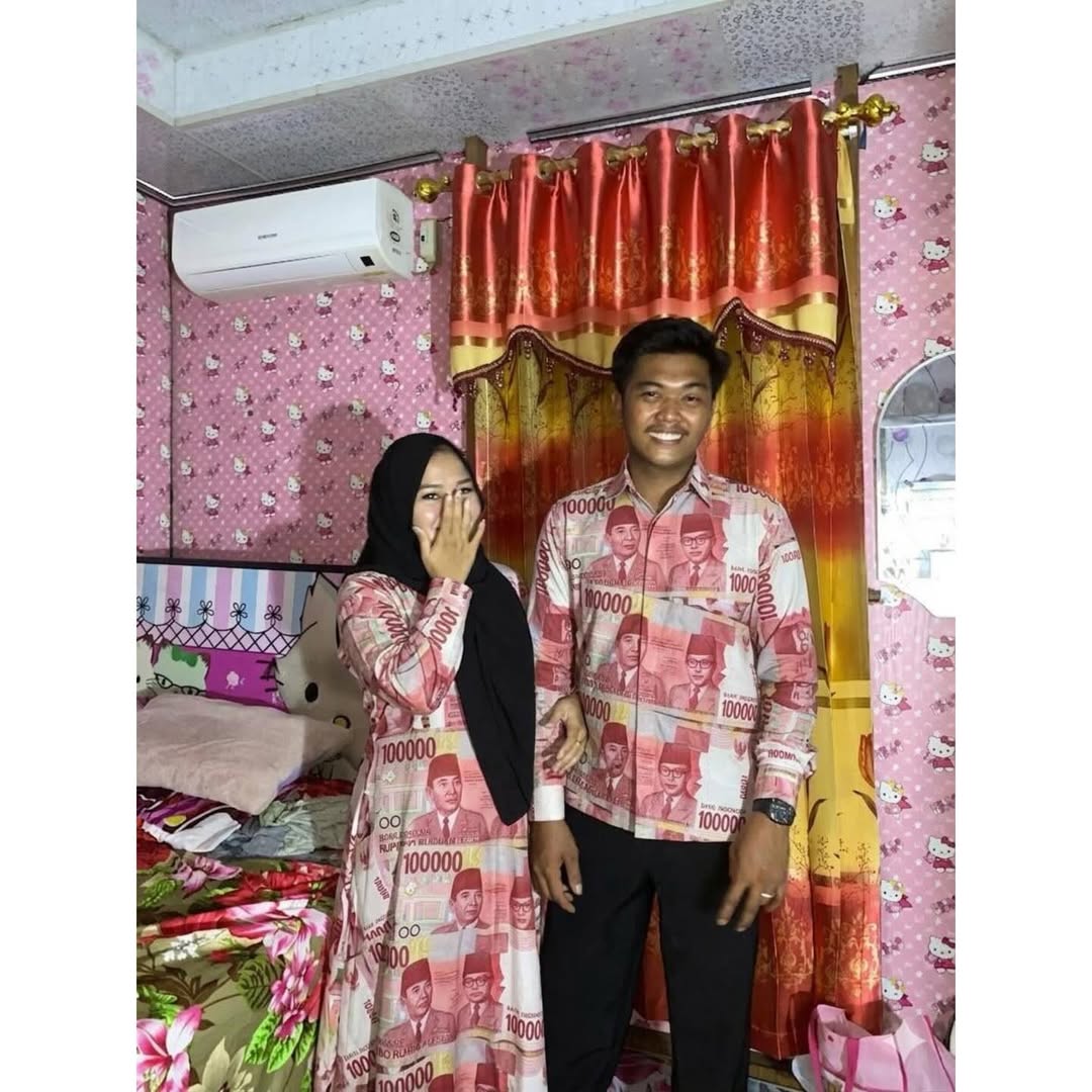 Like This tweet media