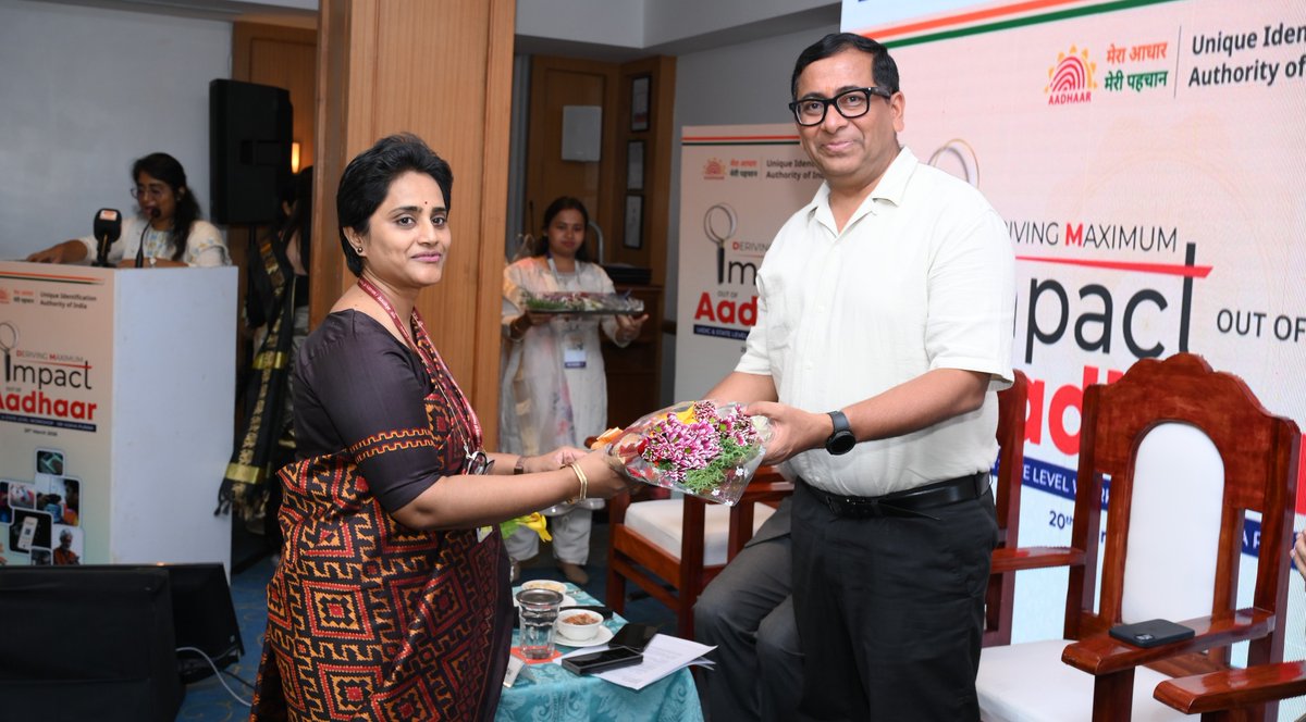 Aadhaar Office Hyderabad tweet media