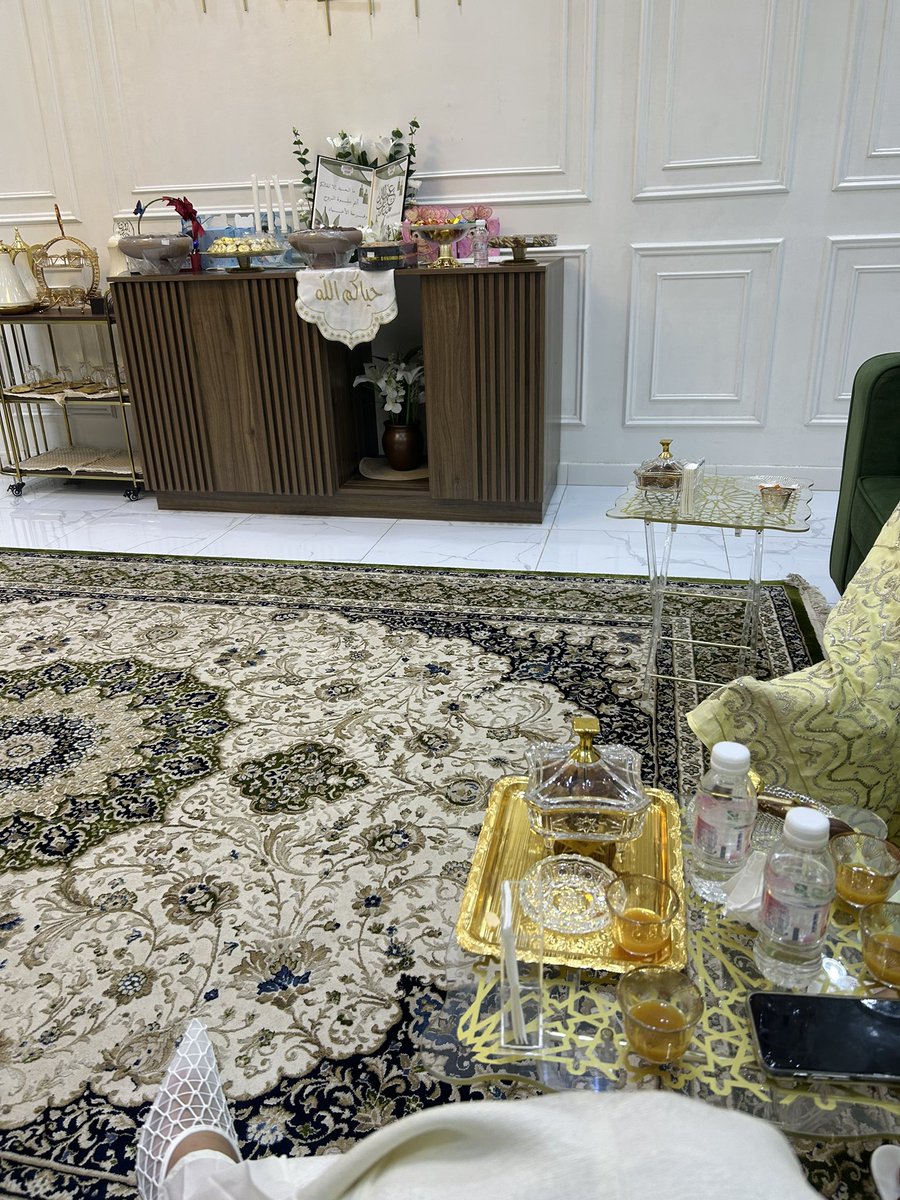 شذى العصيمي tweet media