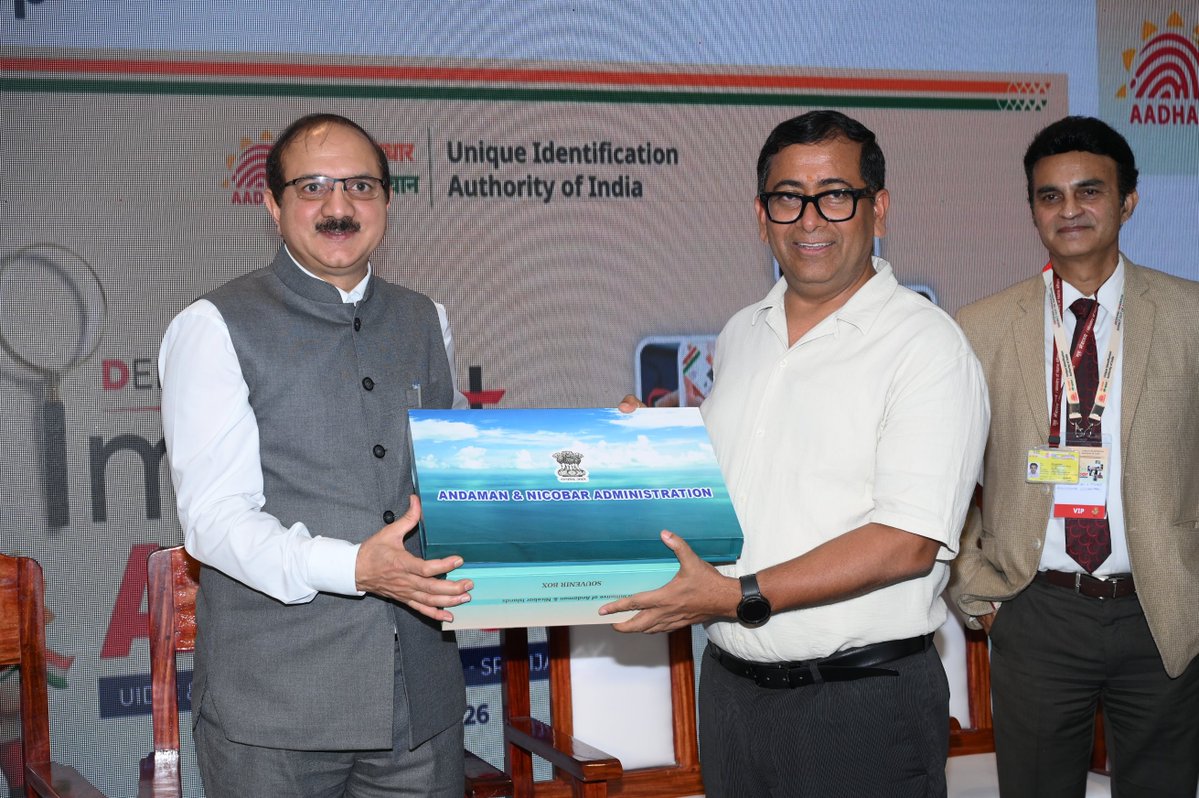 Aadhaar Office Hyderabad tweet media