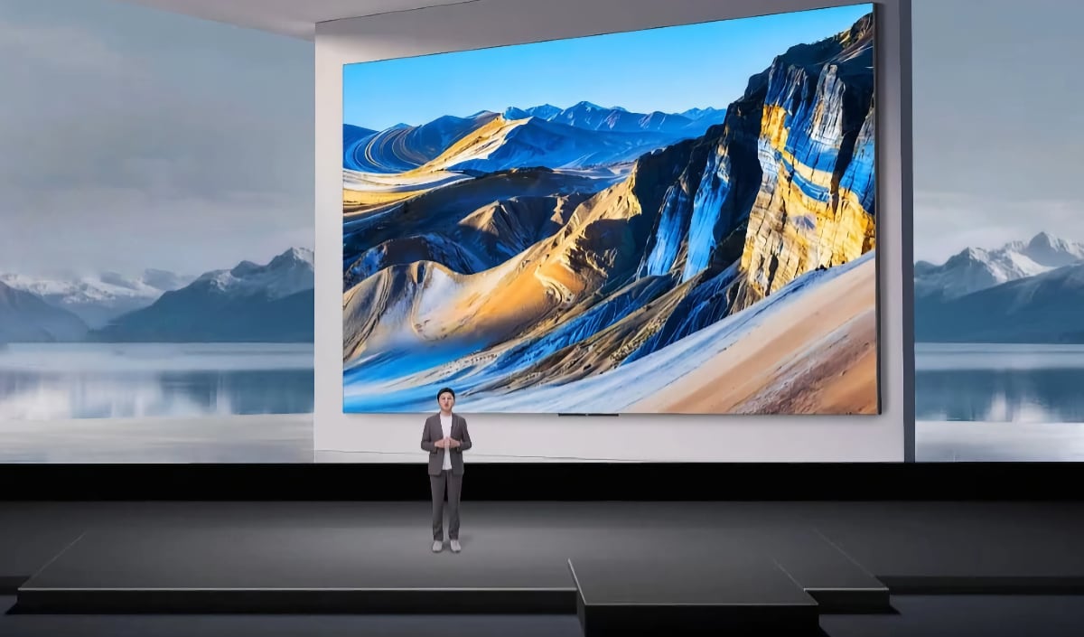 High Def News tweet media