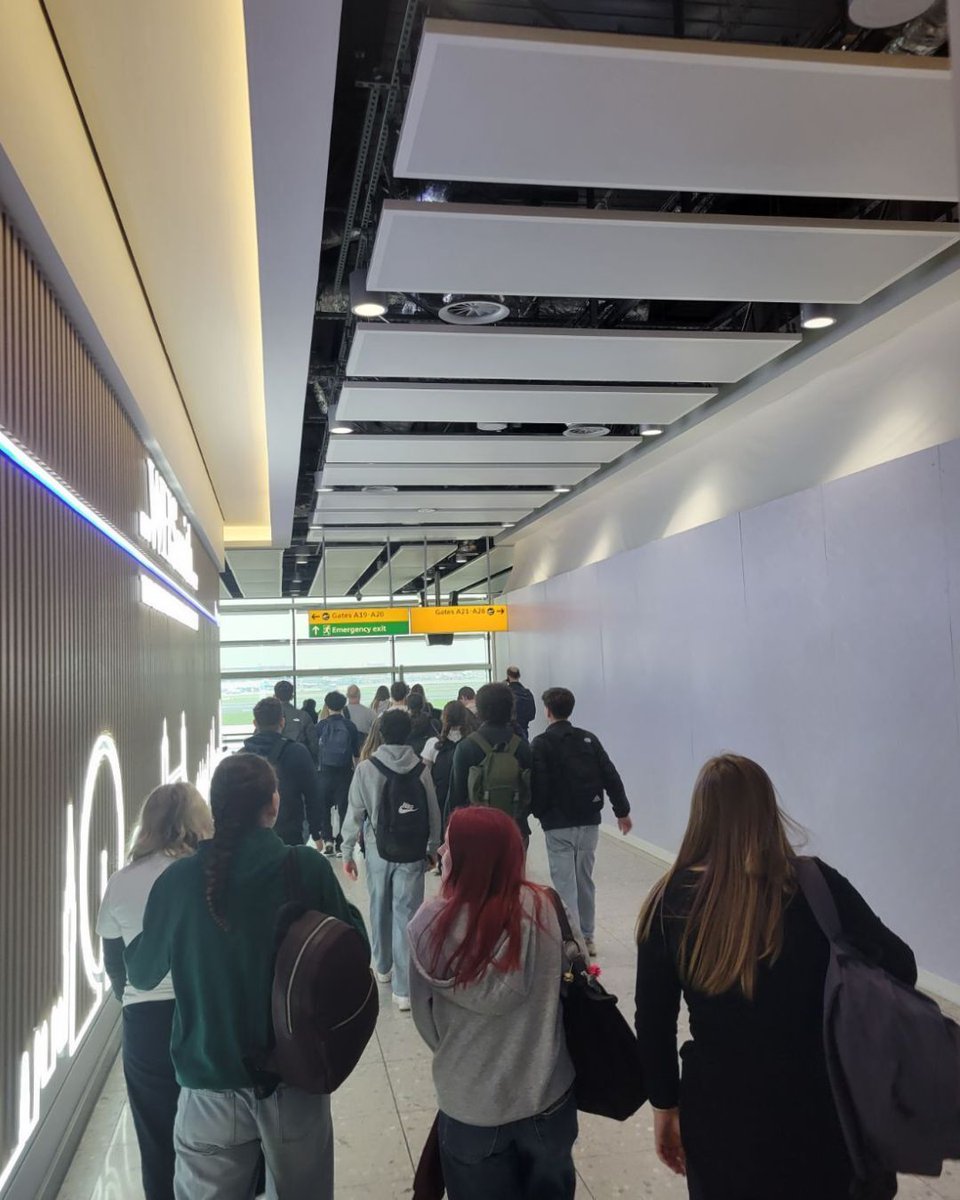 Park House School tweet media