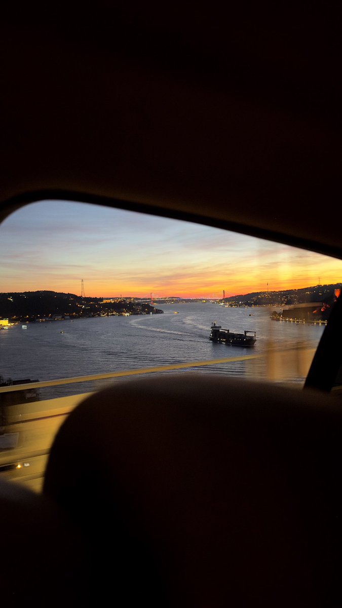 onlar şehir, sen şiirsin.