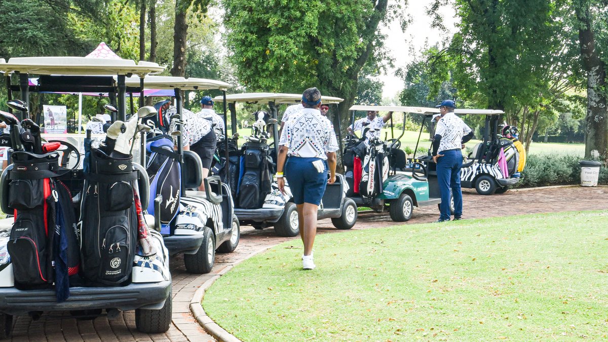 VUT_Online's tweet photo. Game on at the Vaal University of Technology Golf Day ⛳️
Participants took to the course with focus, energy, and a spirit of friendly competition, each swing bringing moments of connection, enjoyment, and shared experience.
#VUTGolfDay #VUT #VUTLife #NetworkingInAction #maVUTi https://t.co/Z4vNEiOMnd