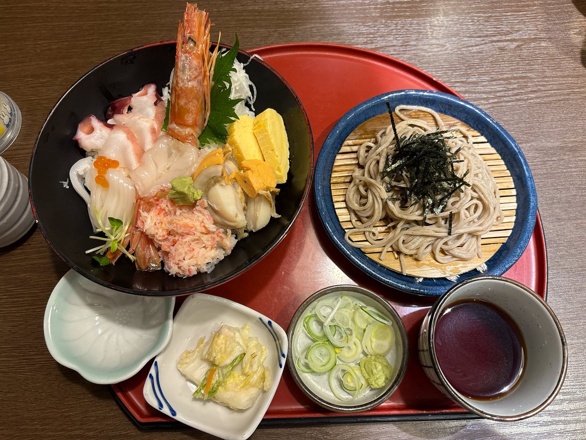 そると tweet media