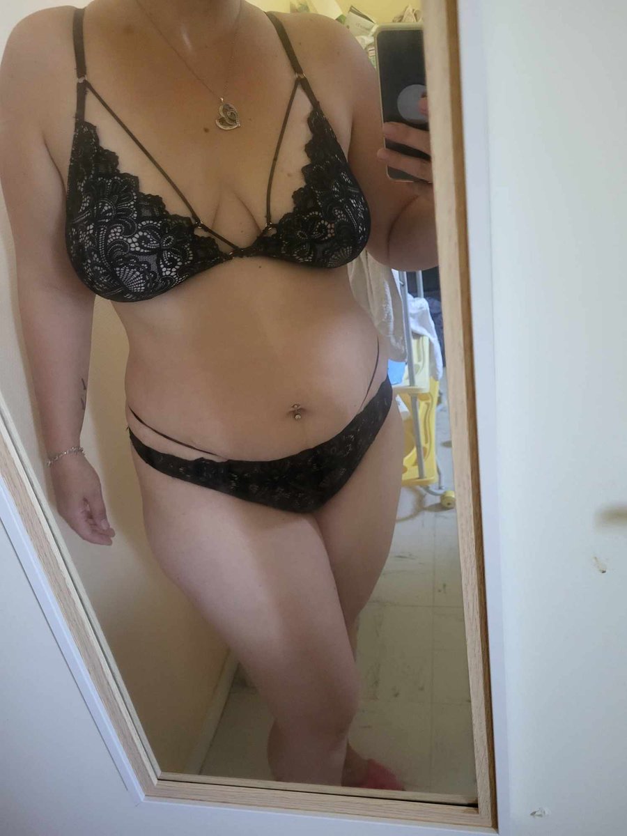 Déhlia_noire 🖤 tweet media