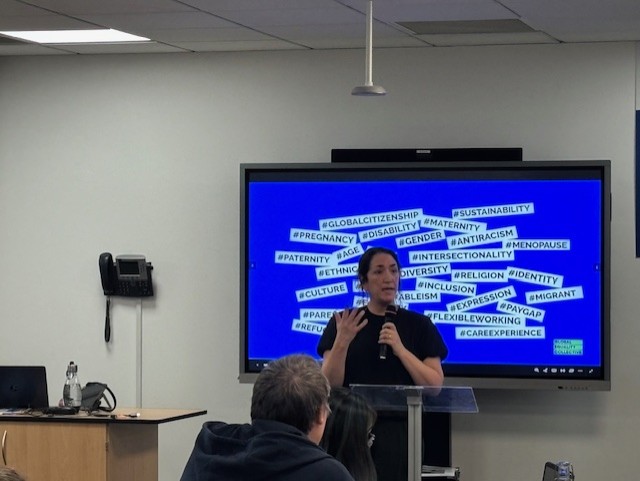 Andy Place tweet media