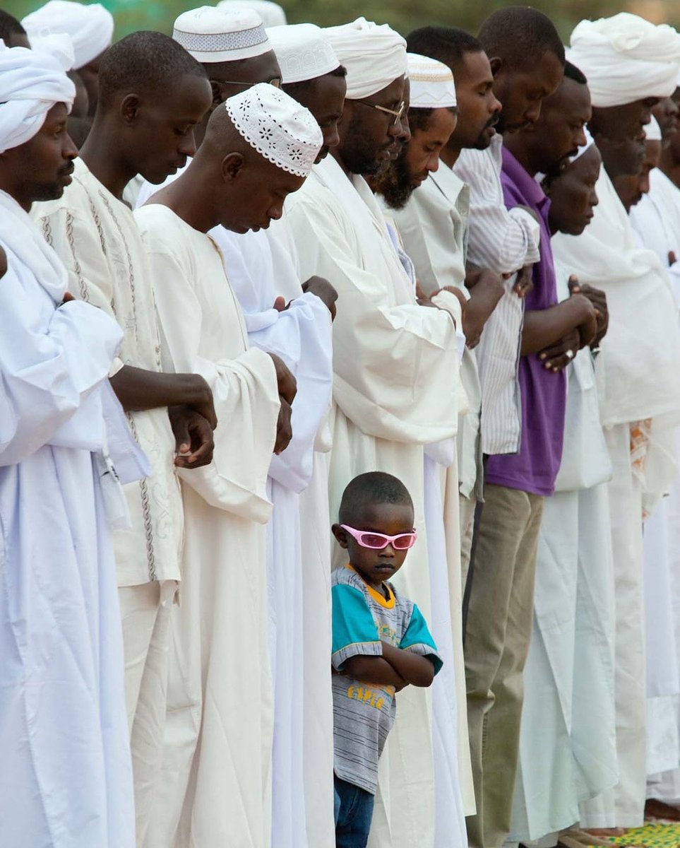 faco2022's tweet photo. Eid Mubarak 🕋

Taqaballa llahu minna wa minimum https://t.co/CmF0GmguMV