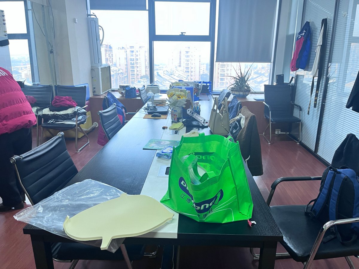 Richard F. tweet media