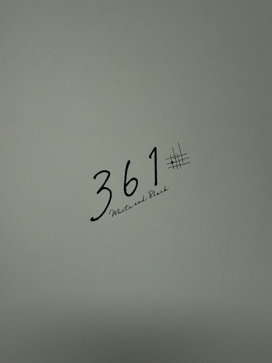 Iamzzz324's tweet image. #White and Black
#大山監督
#ユチョン
#星野奈緒
テアトル梅田終わり阪急で京都に移動中🚃　素敵な映画🎬
大山監督大阪住之江の生まれ育ちでコテコテの大阪のオッチャン😆ユチョンさんは春らしいミントグリーン(違ったら🙇‍♀️)のセットアップで爽やか「そよ風」✨星野若女将は顔ちっさ🤗