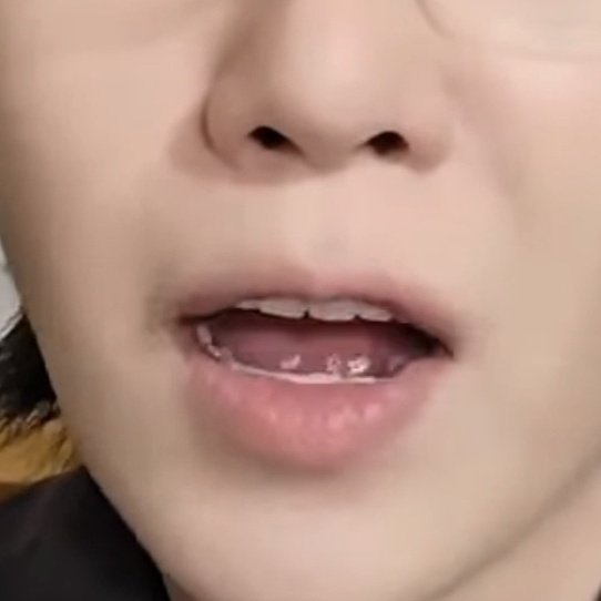 daily yoongi teef tweet media