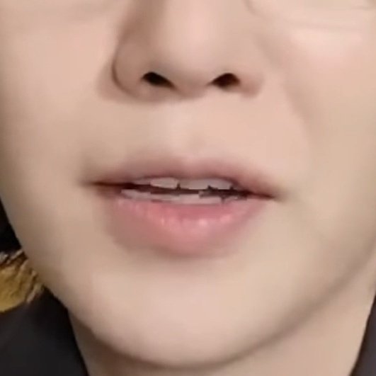 daily yoongi teef tweet media