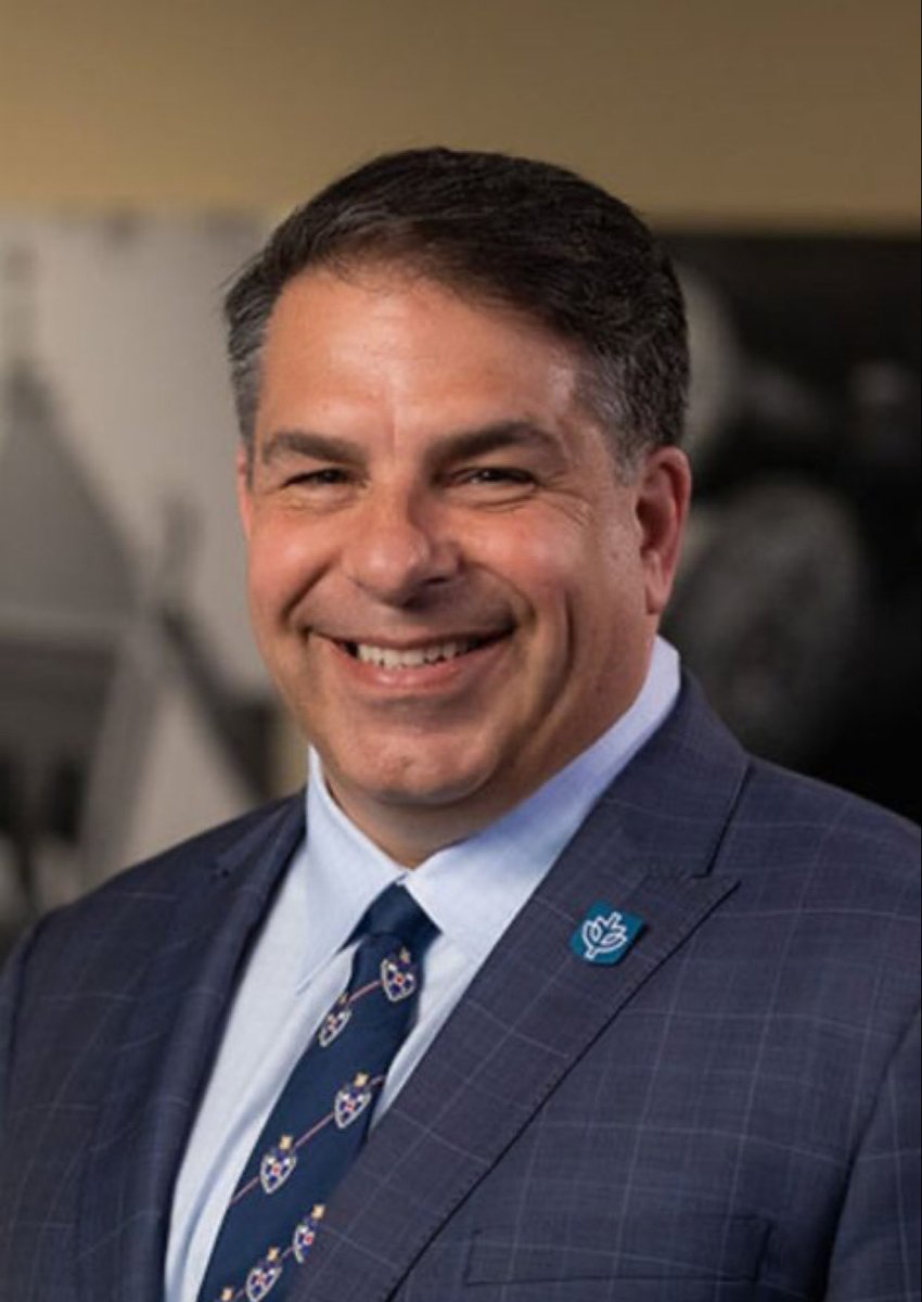 NizNellie3 tweet media