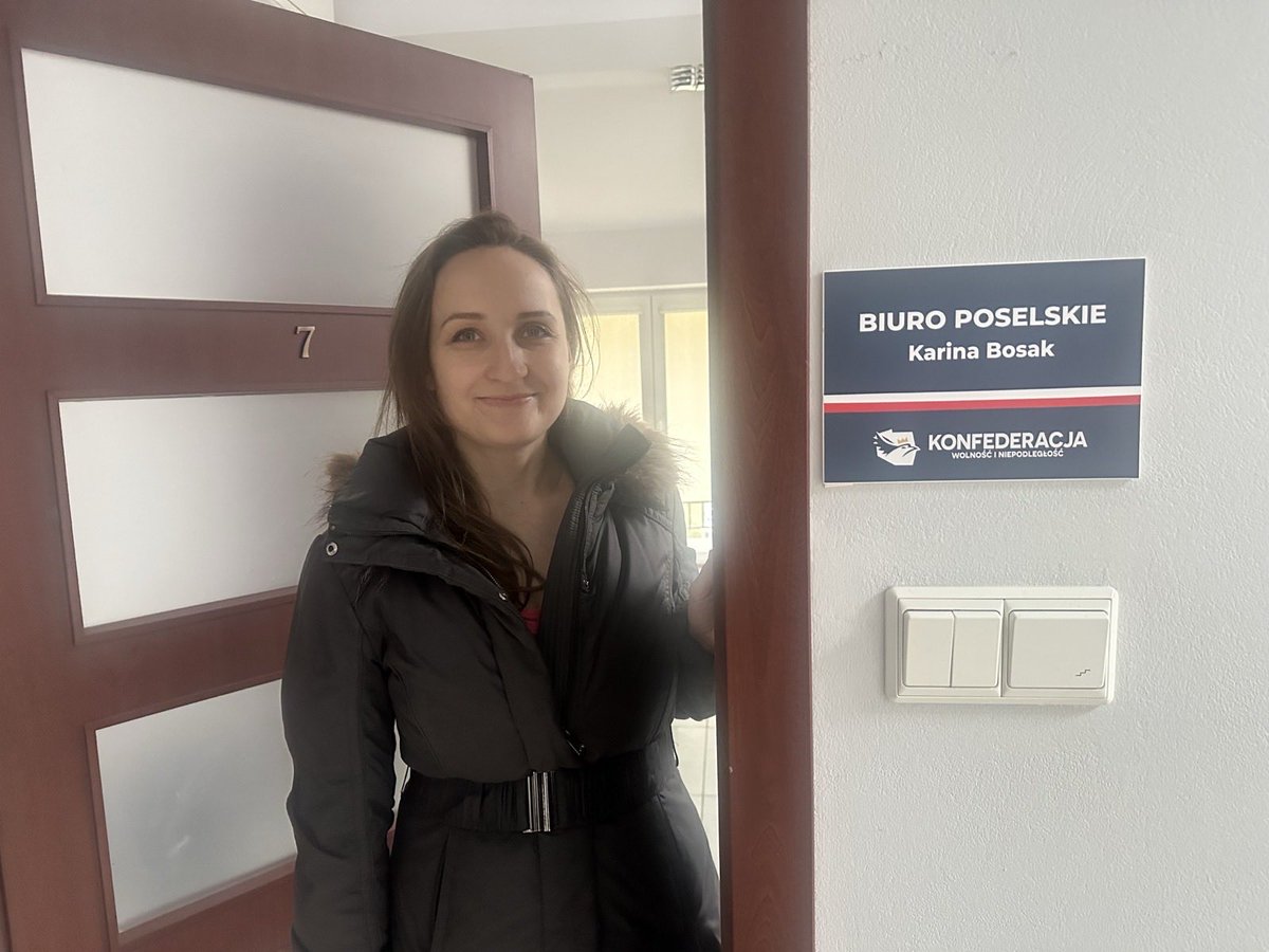 Karina Bosak tweet media