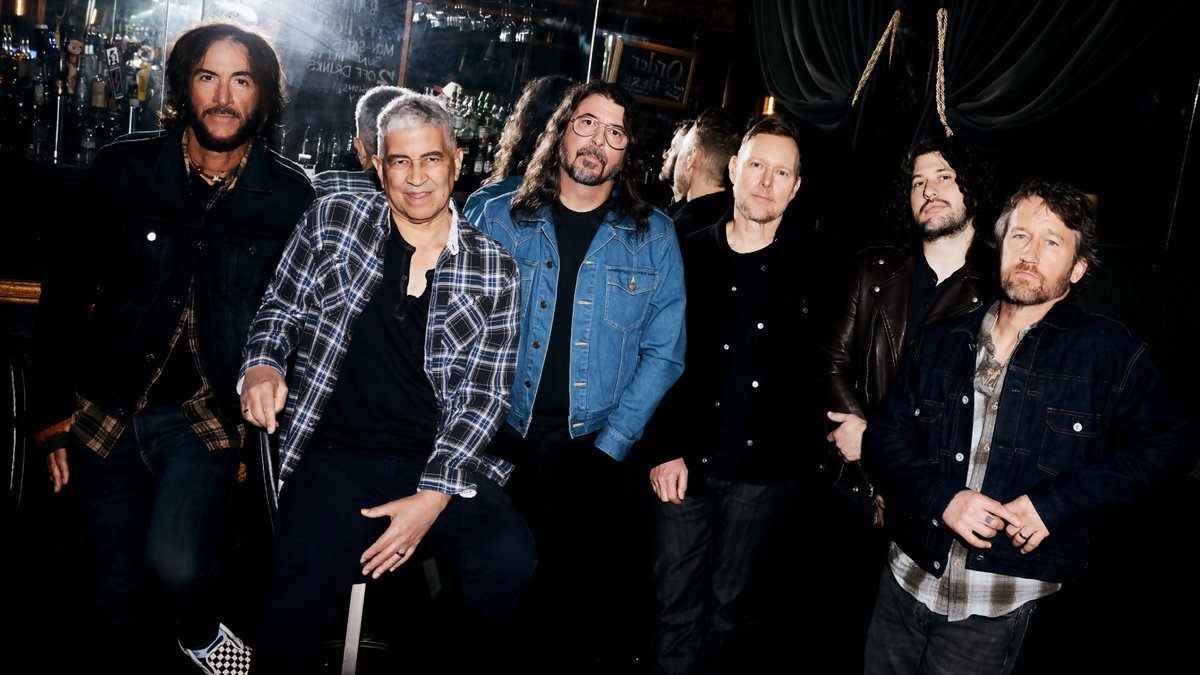 Rock Sound tweet media