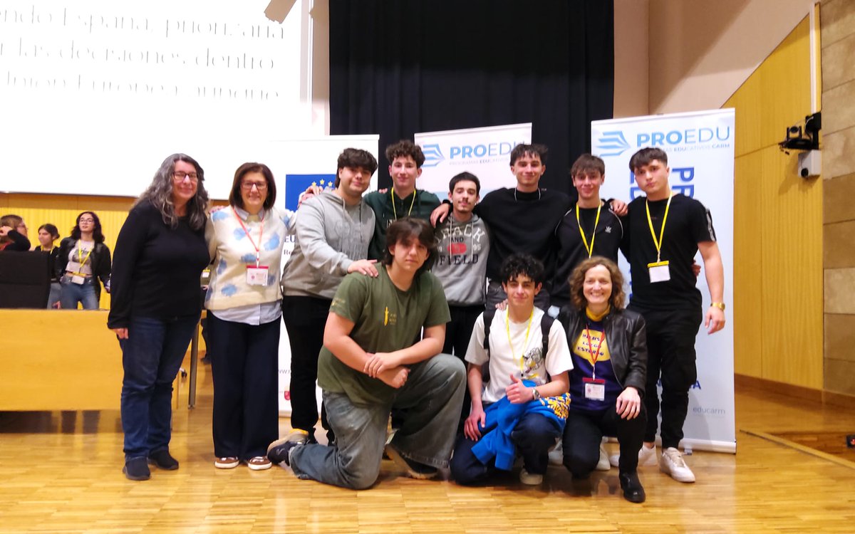 IES San Isidoro tweet media