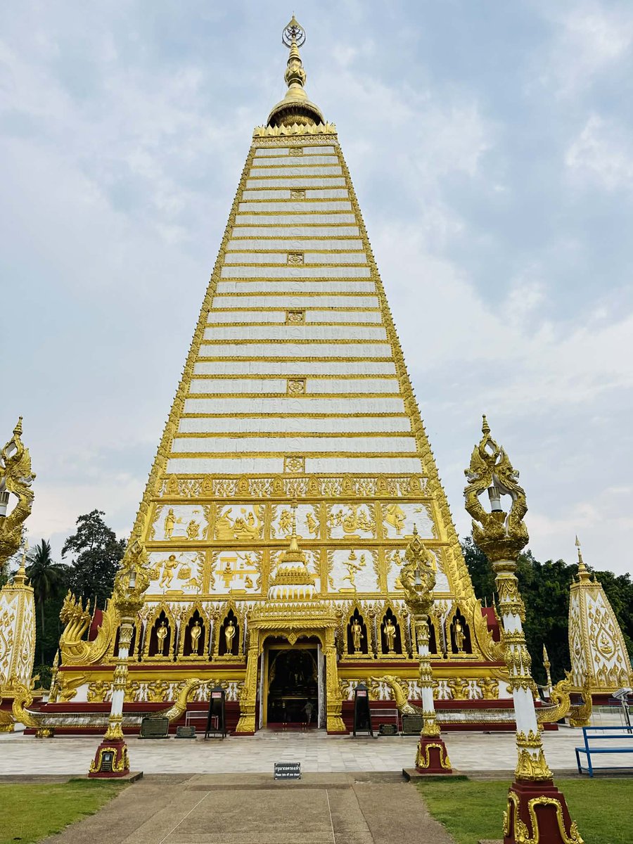 TinderCNX's tweet photo. สวัสดี อุบล ครับ 🙏 https://t.co/GEVDfd1Qqq