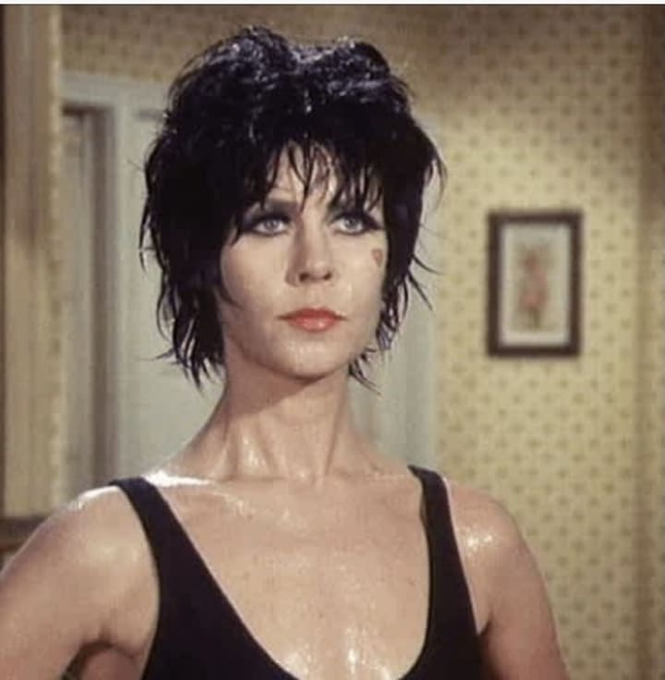 Parsifal - Le Comte de Duckula ๐ฆ tweet media