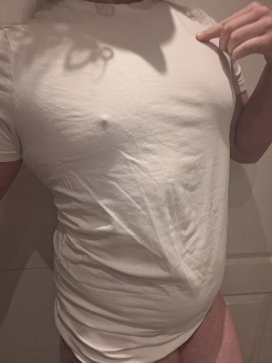 Pillow AD 🔞 tweet media