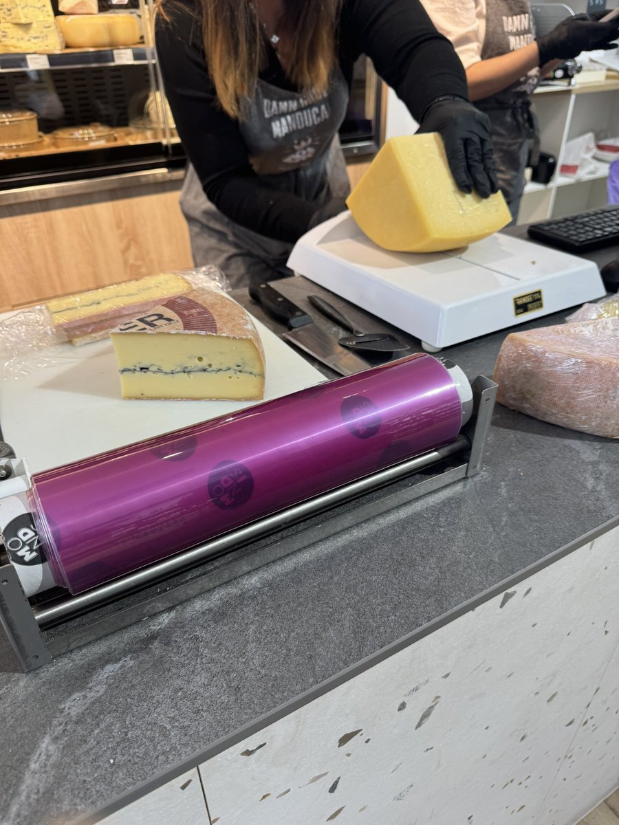 Dolce & Gabarra tweet media