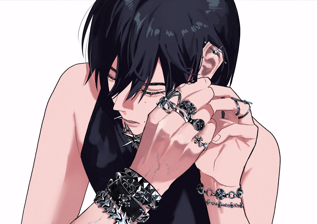 TSUMOI 初画集発売 tweet media