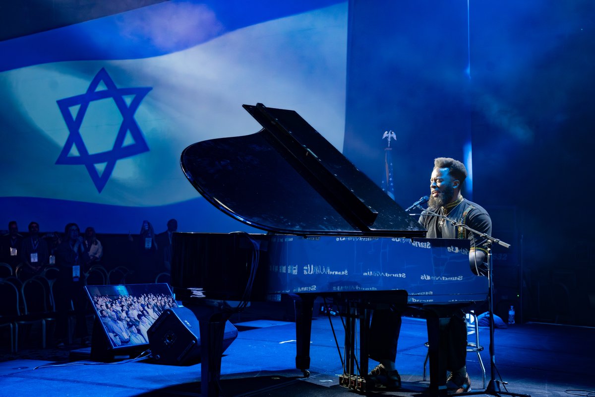 StandWithUs tweet media