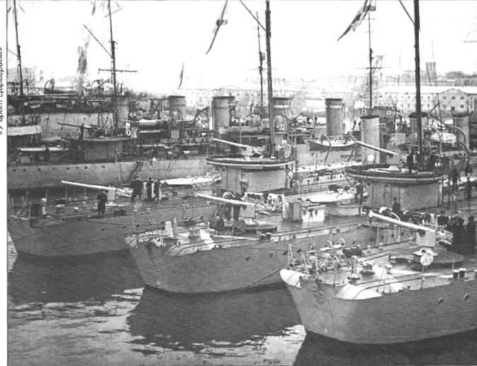 🇷🇺 ⚓️ 𝕮𝖔𝖒𝖒𝖔𝖉𝖔𝖗𝖊 𝕬𝖗𝖈𝖙𝖎𝖈 ⚓️ tweet media