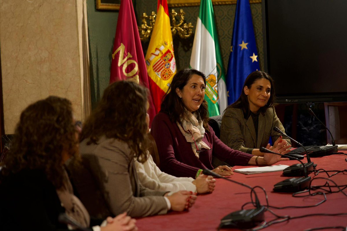 María Pastor Pérez-Angulo. tweet media