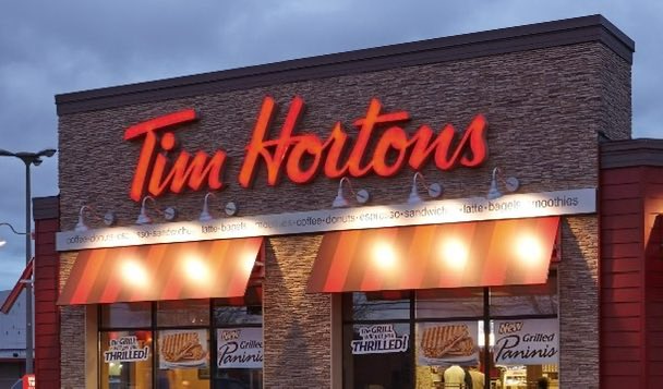 Holly Doan tweet media