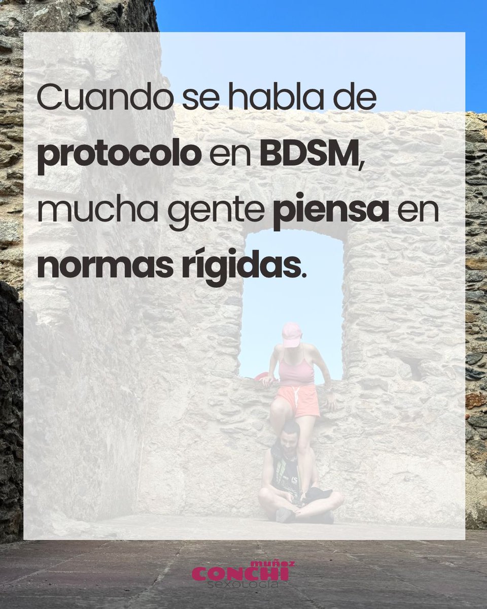 ConchiMSexologa's tweet photo. Los protocolos son herramientas para dar forma al vínculo, al poder y al cuidado.

Sirven para:
— ordenar la relación
— generar seguridad
— sostener la dinámica en el tiempo

Y también para algo clave:
hacer explícito lo que muchas relaciones dejan en lo implícito. https://t.co/uZByn415V1