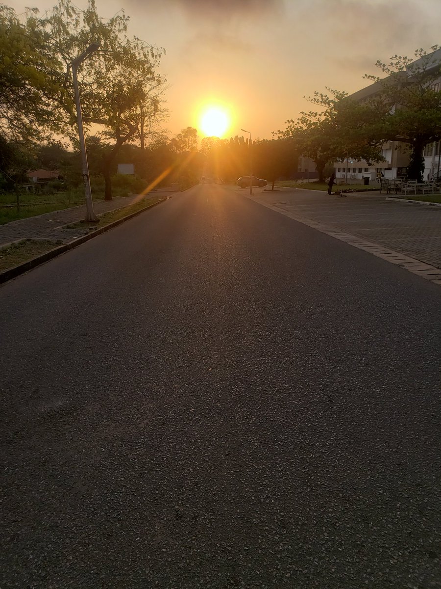 theMediaUg's tweet photo. DO YOU KNOW UNIVERSITY OF GHANA (LEGON) CAMPUS ❓

which part of university of Ghana is this❓ https://t.co/U6yR6CFuUz