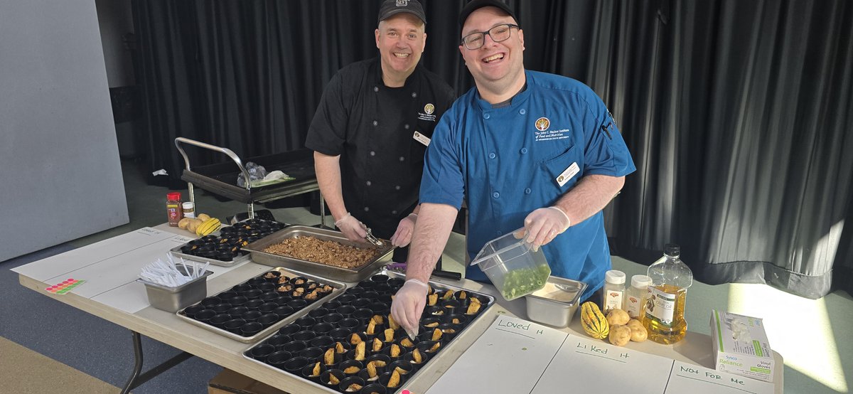 JCStalkerInst's tweet photo. Fresh, local, and student‑approved! Students are sampling new Harvest of the Month recipes with Chef Kyle and Chef Josh one taste test at a time! #HarvestoftheMonth https://t.co/MfXZwOeyQn