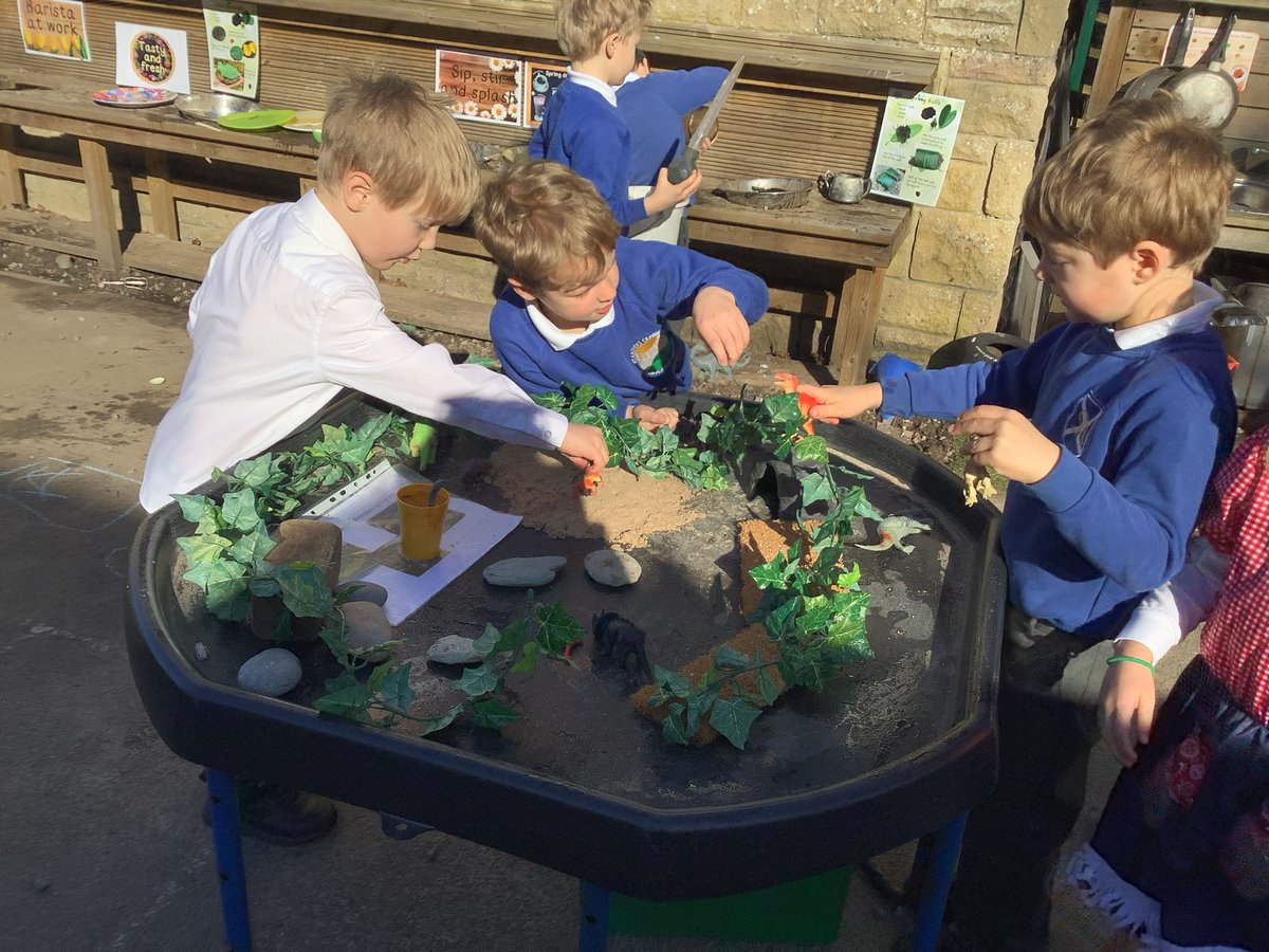 Hedgehogs-SAFontmell-Rec tweet media