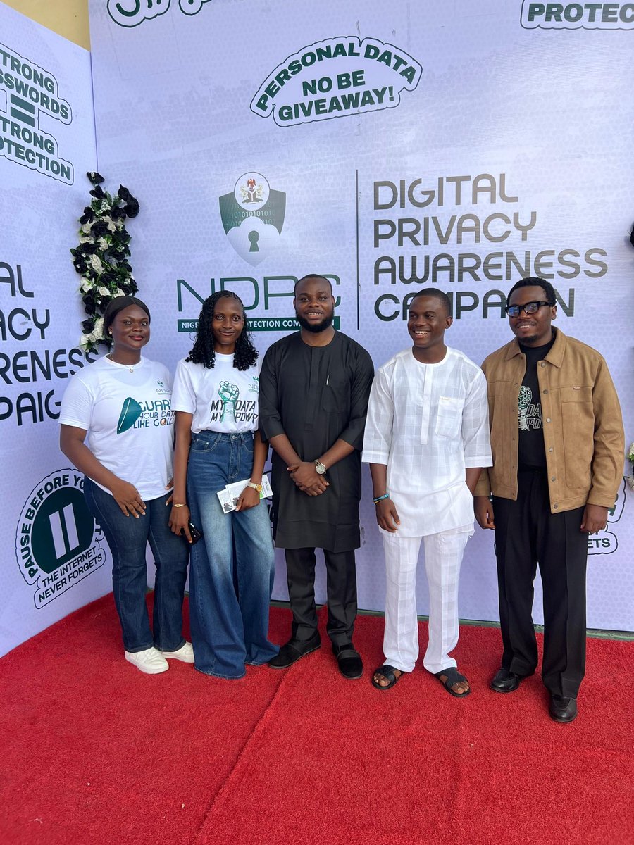 Emmanuel Tosin Ademakin tweet media