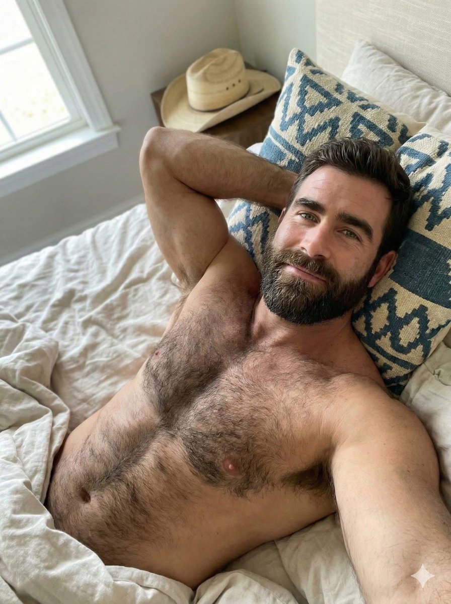 Mister Race Bannon tweet media