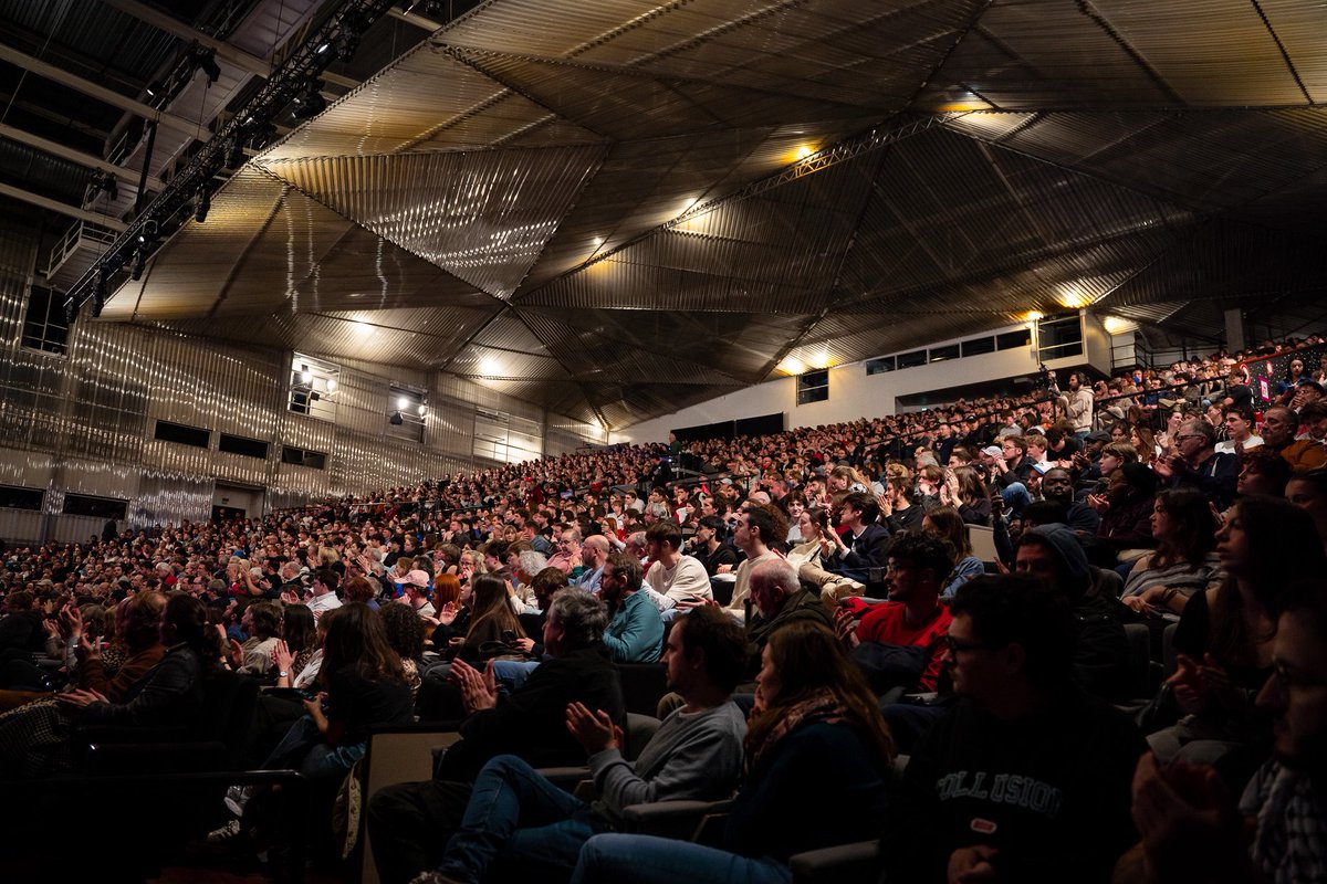 Claire Jacquin tweet media