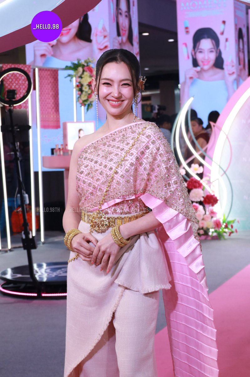 _Hello.98 tweet media