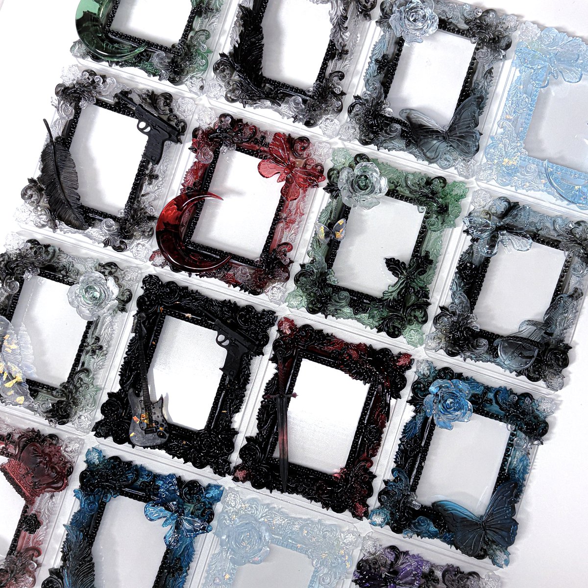 #RT추첨 한 분에게 탑로더를 보내드립니다!

⏰ 3월 20일 금요일 오후 8시 OPEN ⏰

[ 레진 액자 탑로더 판매폼 🌹 ]

Price : 15,000₩

witchform.com/deposit_form.p…

#탑꾸 #탑로더 #레진탑꾸 #액자탑꾸 #플룬탑꾸