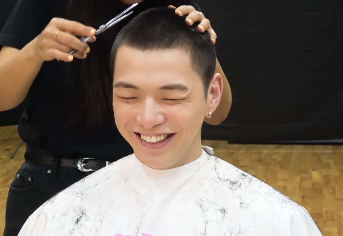 ねぇぇぇぇぇ！！！
なんでこんなに可愛いのぉぉぉぉ！！！🥹

#강다니엘 #KANGDANIEL #カンダニエル