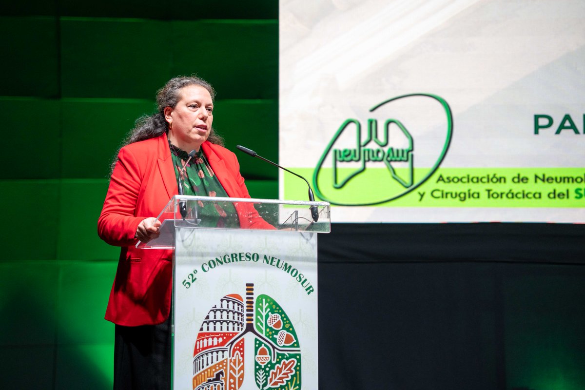 DipdeBadajoz's tweet photo. 🫁 La vicepresidenta segunda, @Carmen_YAQUI, y la diputada Paqui Silva asistieron ayer al acto inaugural del 52º Congreso Neumosur, organizado del 19 al 23mar por la Asociación de Neumología y Cirugía Torácica del Sur @Neumosur en Mérida. https://t.co/CKyfCIHE91