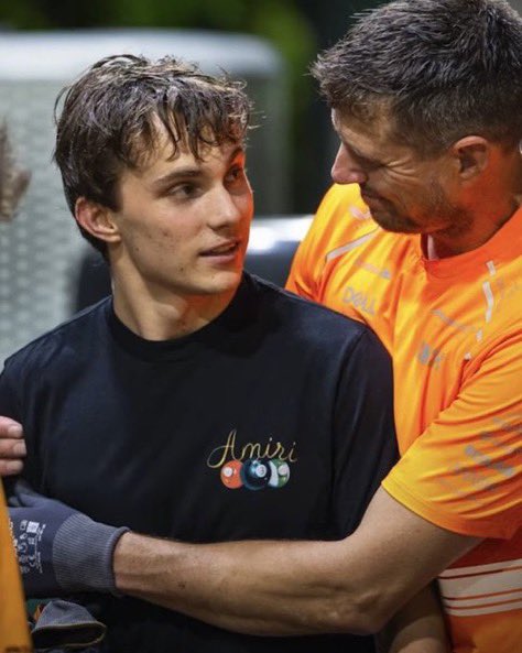 シー ⁸¹₂₃⁴¹ ✮⋆˙ tweet media