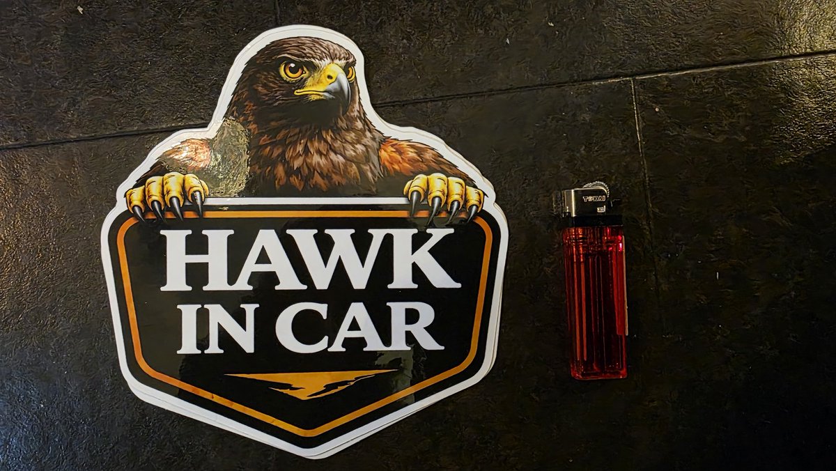 皆様いつもありがとうございます❗

IN CARステッカーを企画してます👍
こちらはサンプルです。
画像のものはハリスホークですが、ハヤブサ、フクロウ等で6種類ほど予定しています。
20cm×18cmくらいで大きいサイズですので視認性抜群です👌

現在開発中ですので今しばらくお待ち下さい。