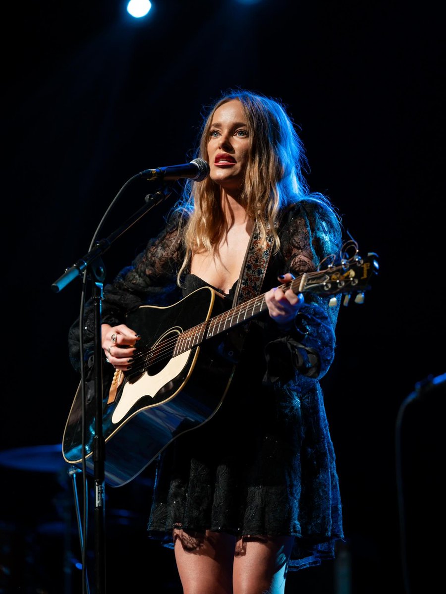 Brad Luttrell 🎵 tweet media