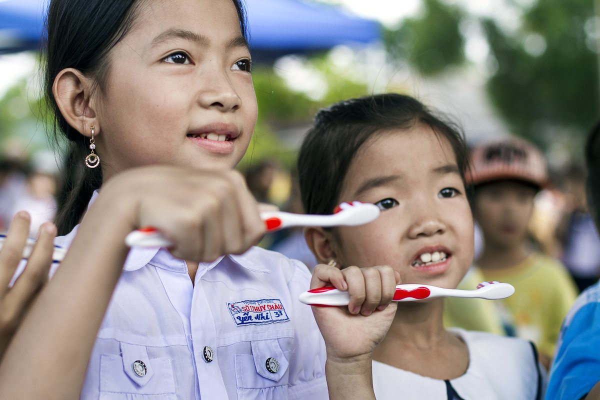 Operation Smile tweet media