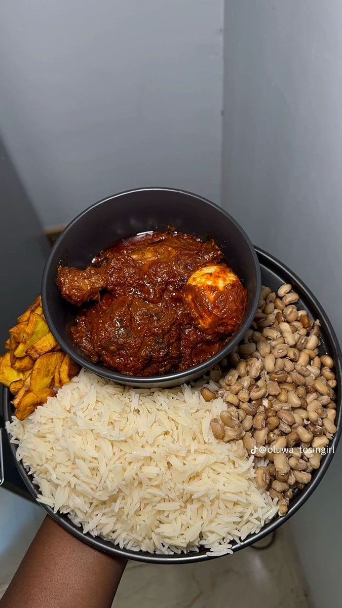 ONYEKA V ™ tweet media