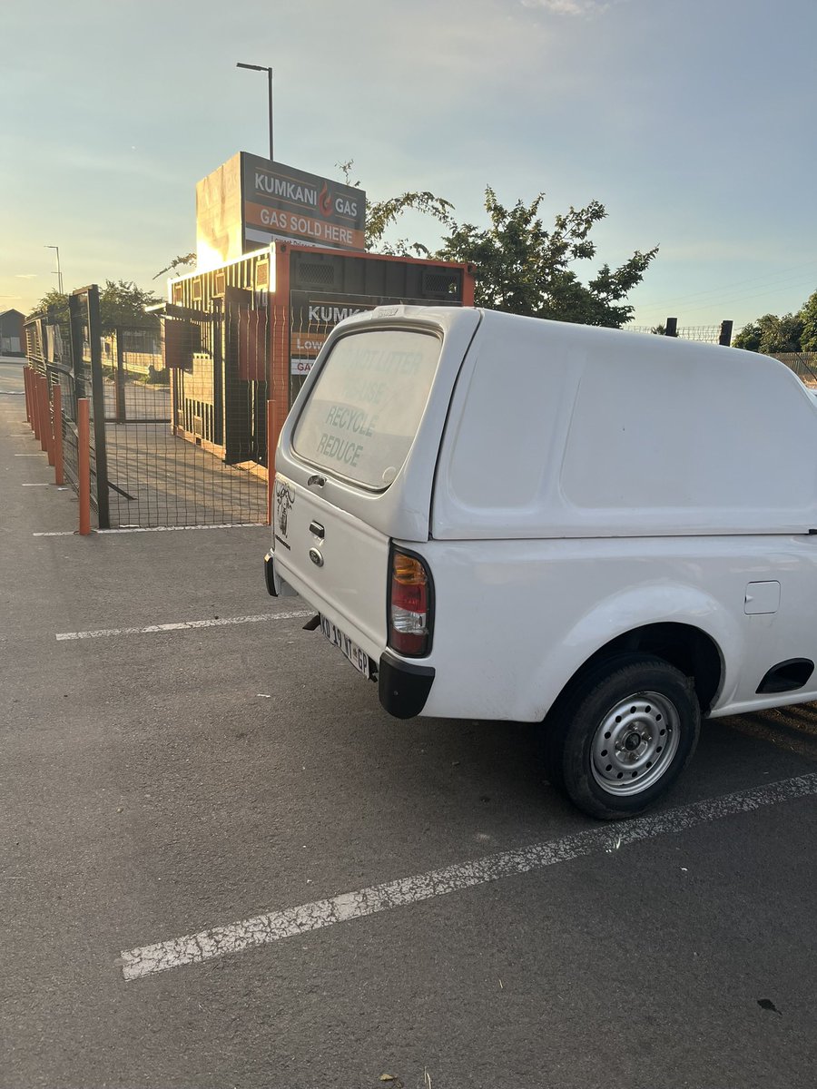 Honourable Ratshabedi tweet media