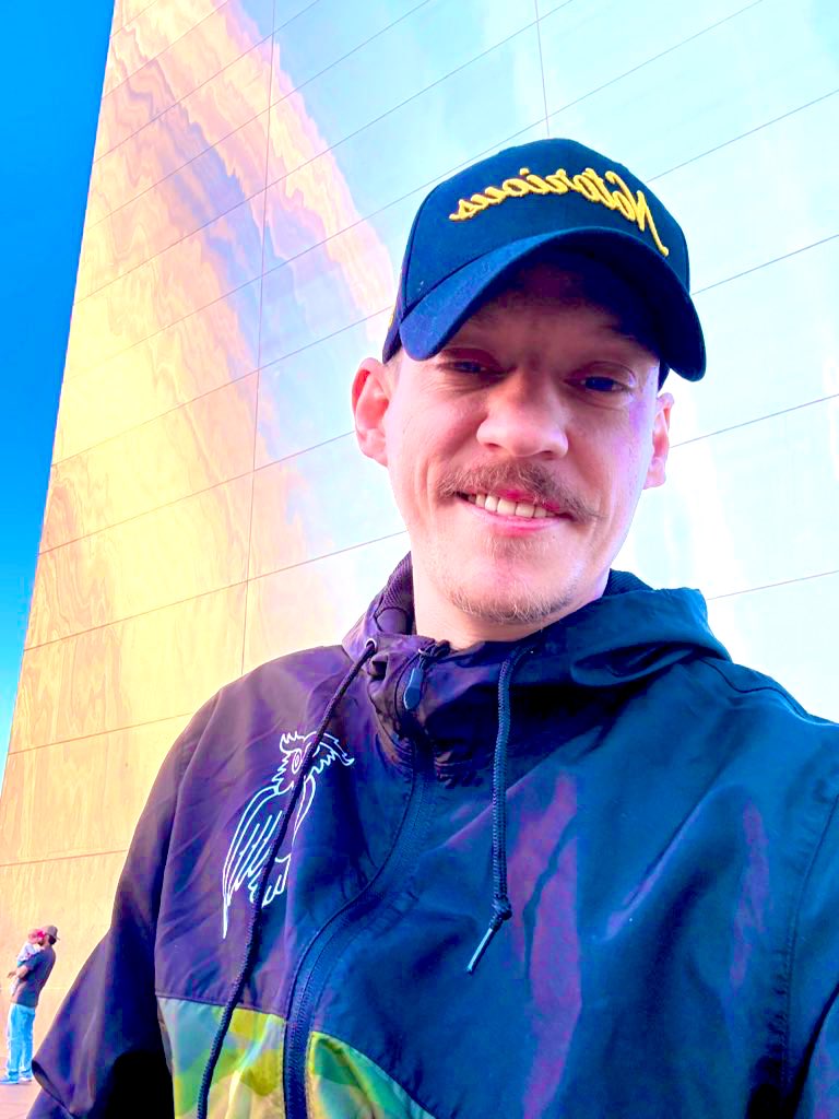 Miami Mike 又 tweet media